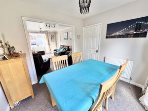 Photo 19- click for photo gallery